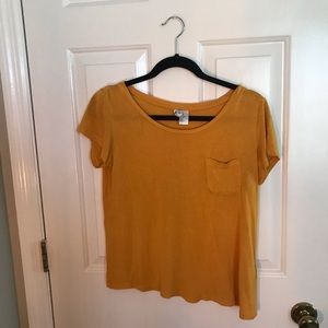 yellow tee